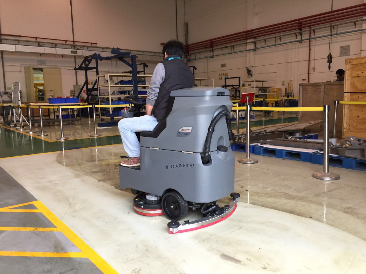 地面洗地機有哪些種類？